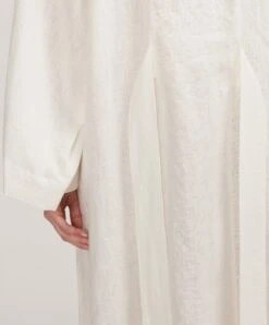 Linen Robe - Ivory -Cultiver Sales Store CULTIVER Robe Ivory 03