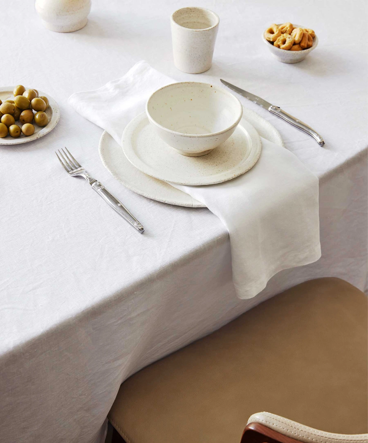 Linen Table Napkins - White 4 Linen Table Napkins - White - Image 2