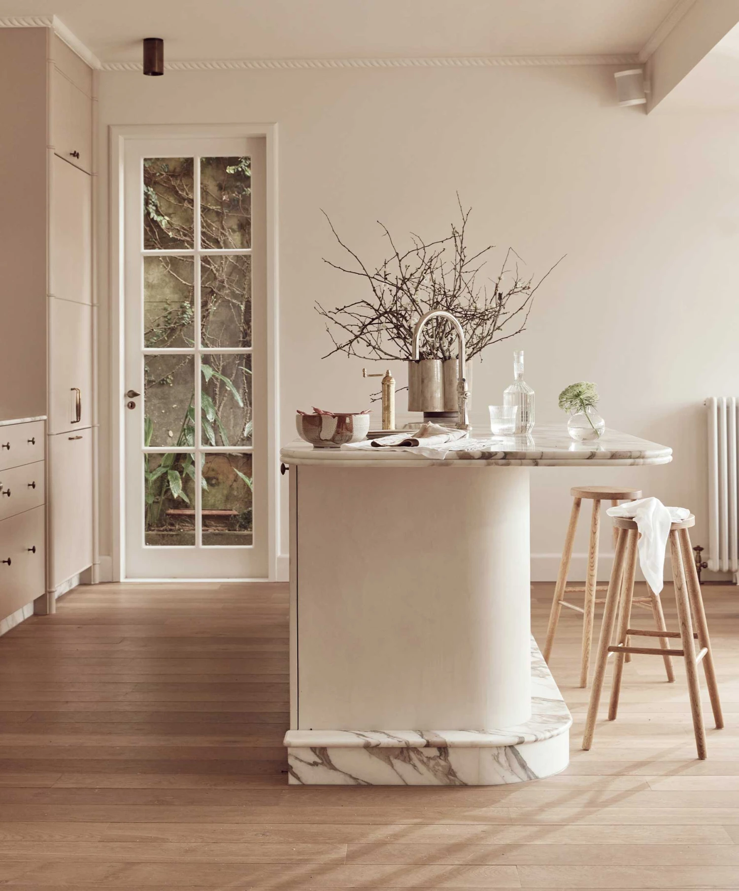 Linen Table Napkins - White 6 Linen Table Napkins - White - Image 4