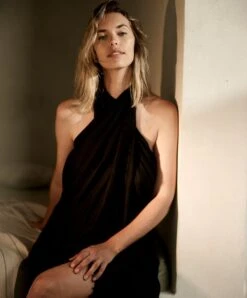 Pareo - Black -Cultiver Sales Store Pareo Black 02 a74de2dc 93fd 4b3d bb73 92f25a1306a8