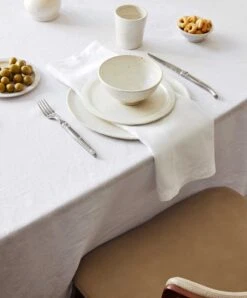 Linen Tablecloth - White -Cultiver Sales Store Tablecloth White 04