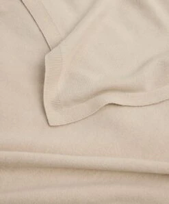 100% NZ Merino Wool Blanket - Oatmeal -Cultiver Sales Store Wool Blanket Detail Oatmeal 03